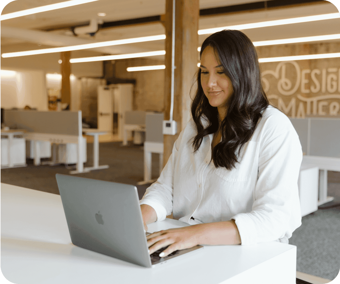 Managed WordPress hosting woman at computer